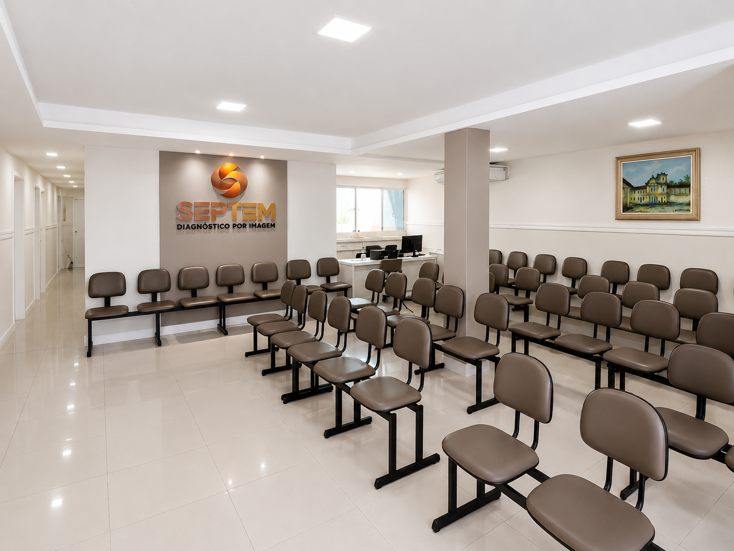 Recepção e sala principal da Clínica Septem